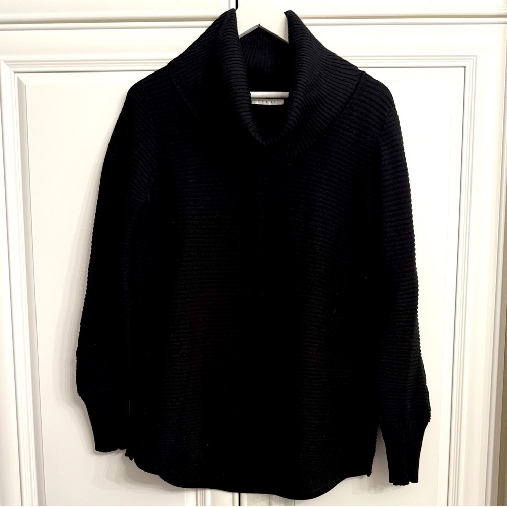 Cyrus Size Medium Black Cowl Neck Long Sleeve Ribbed Fabric Sweater Rounded Hem